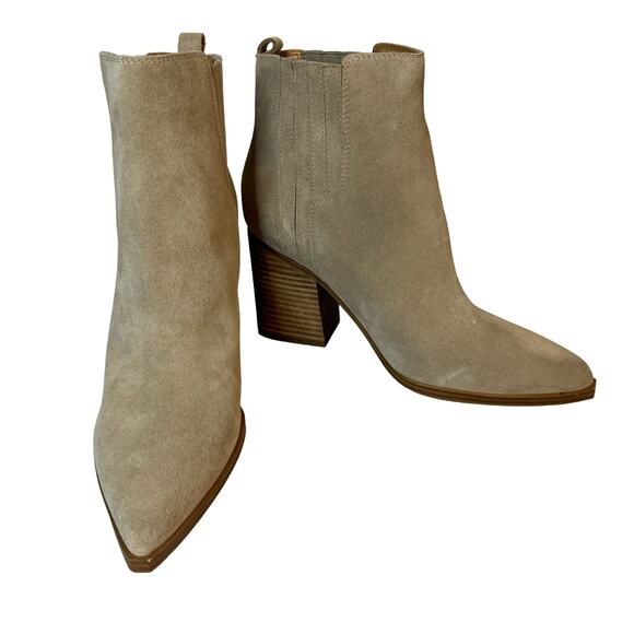 Marc Fisher Women's Matter Chelsea Ankle Boot in Cloud Suede Size 9.5 NWOT - Picture 1 of 10